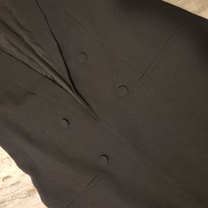 Long sleeveless black vest from express M